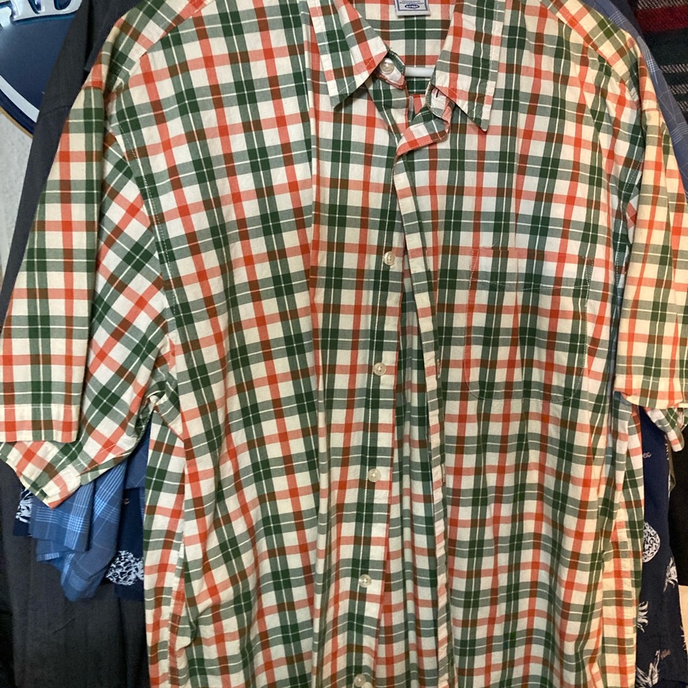 Mens buttons down